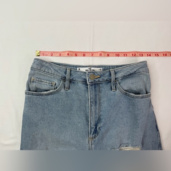 Hollister Curvy Ultra High-Rise Dad Jeans with Distressed Detail Size 26 - Picture 6 of 8